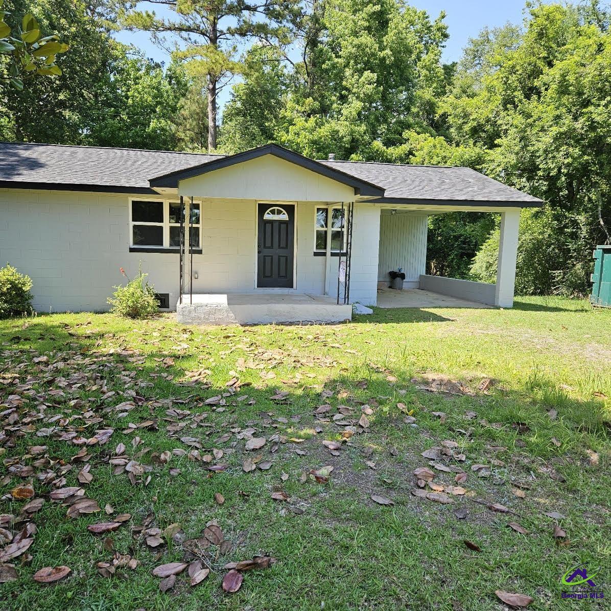 221 Kersey Ct. Property Photo 1