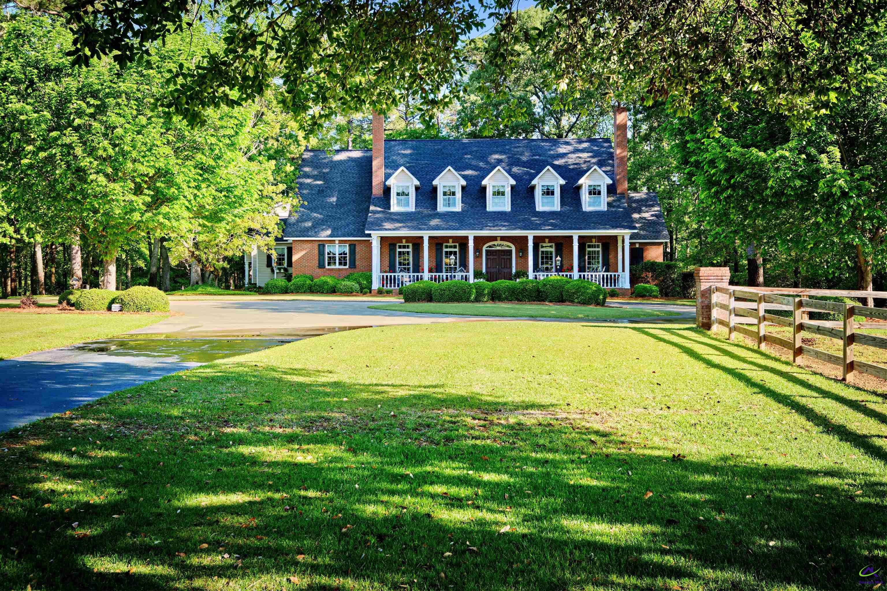 395 Evergreen Road Property Photo 1