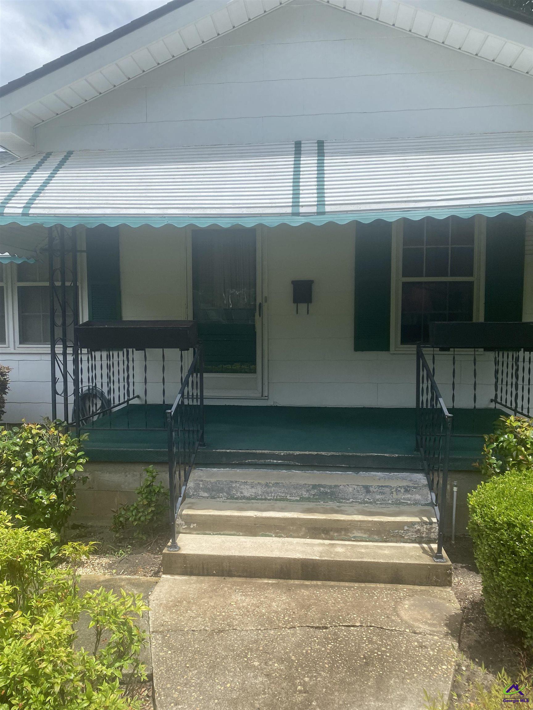 173 Second Street Property Photo 1