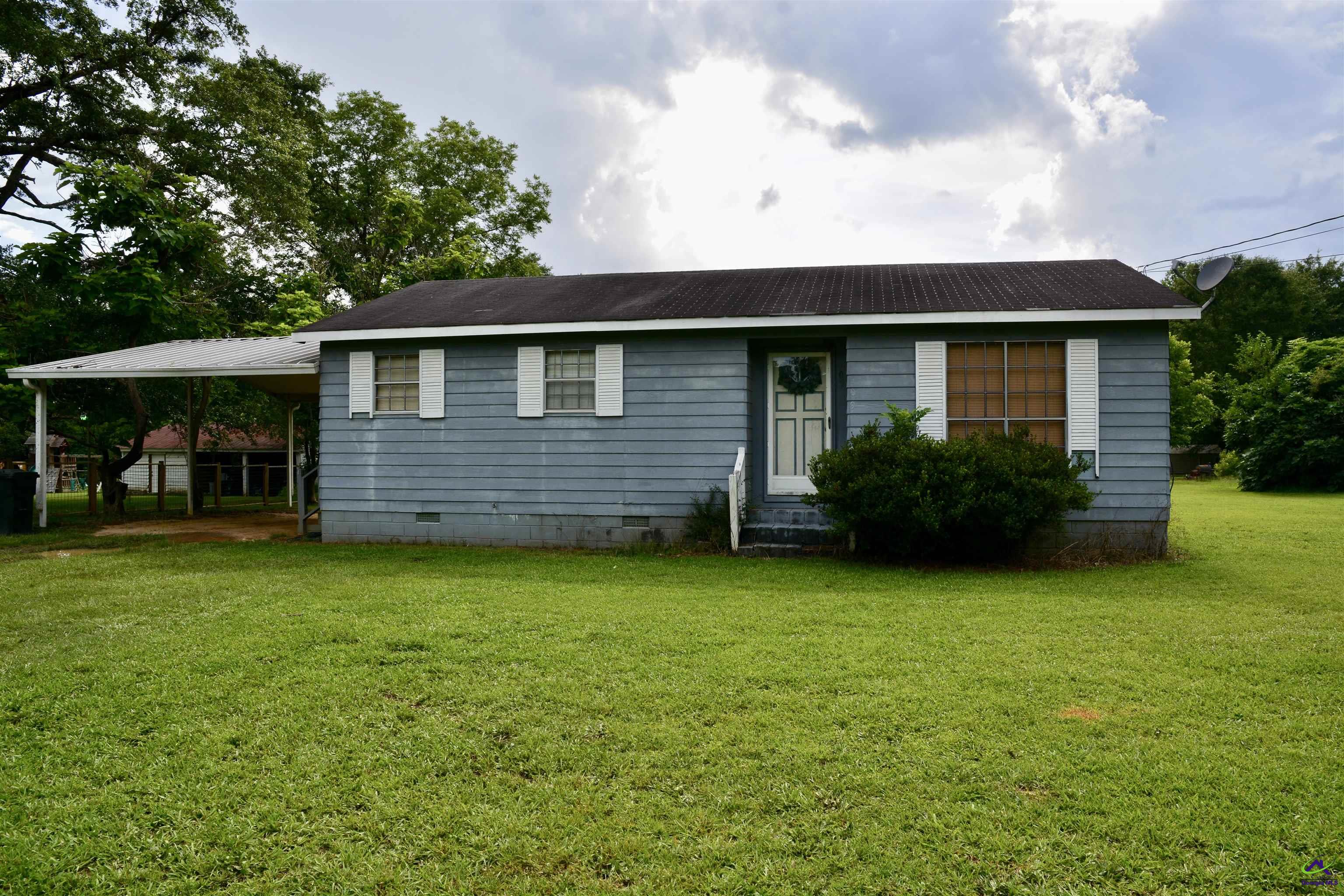 109 Farm Estates Road Property Photo 1