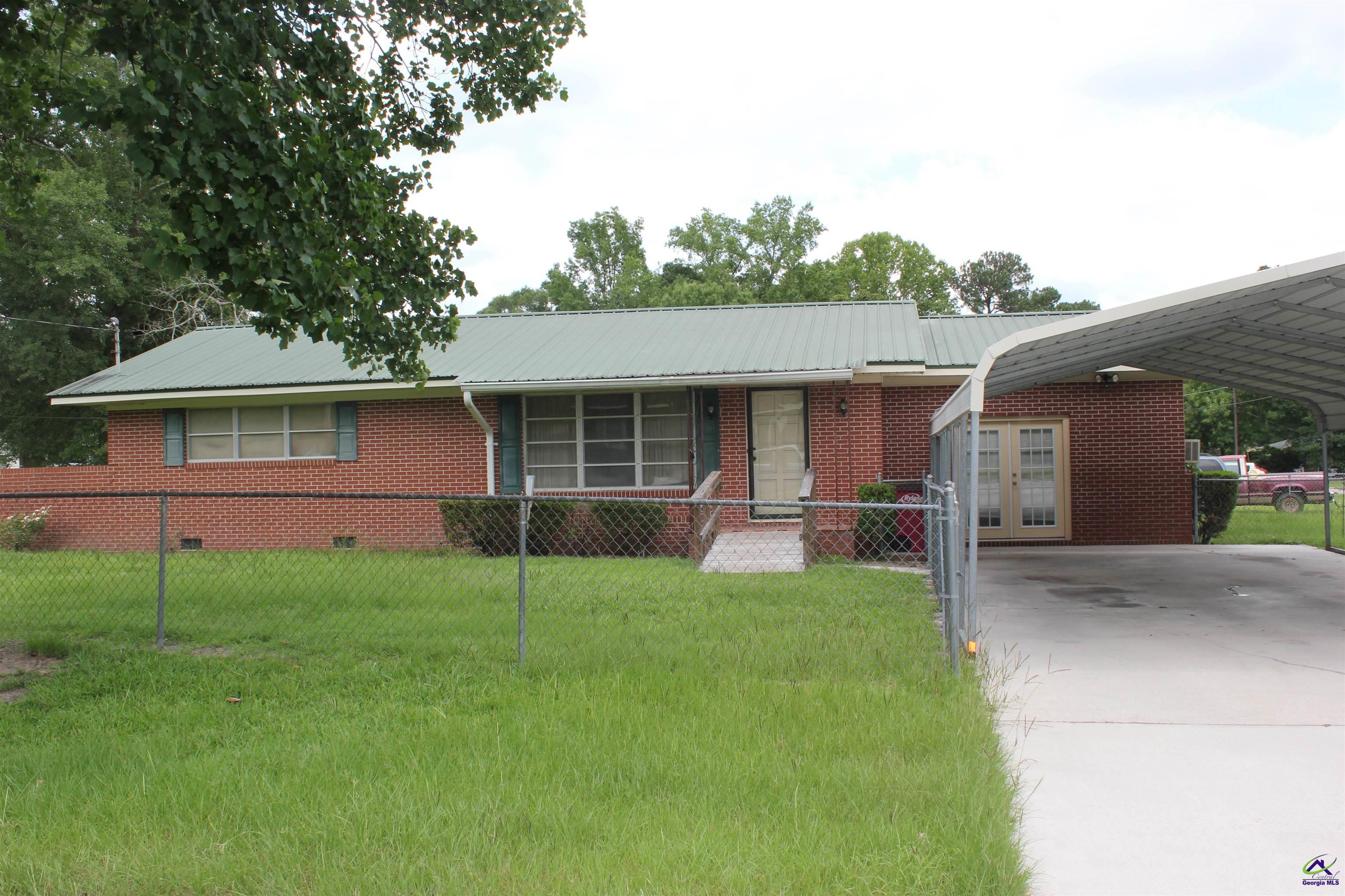 5508 Forest Ave Property Photo 1