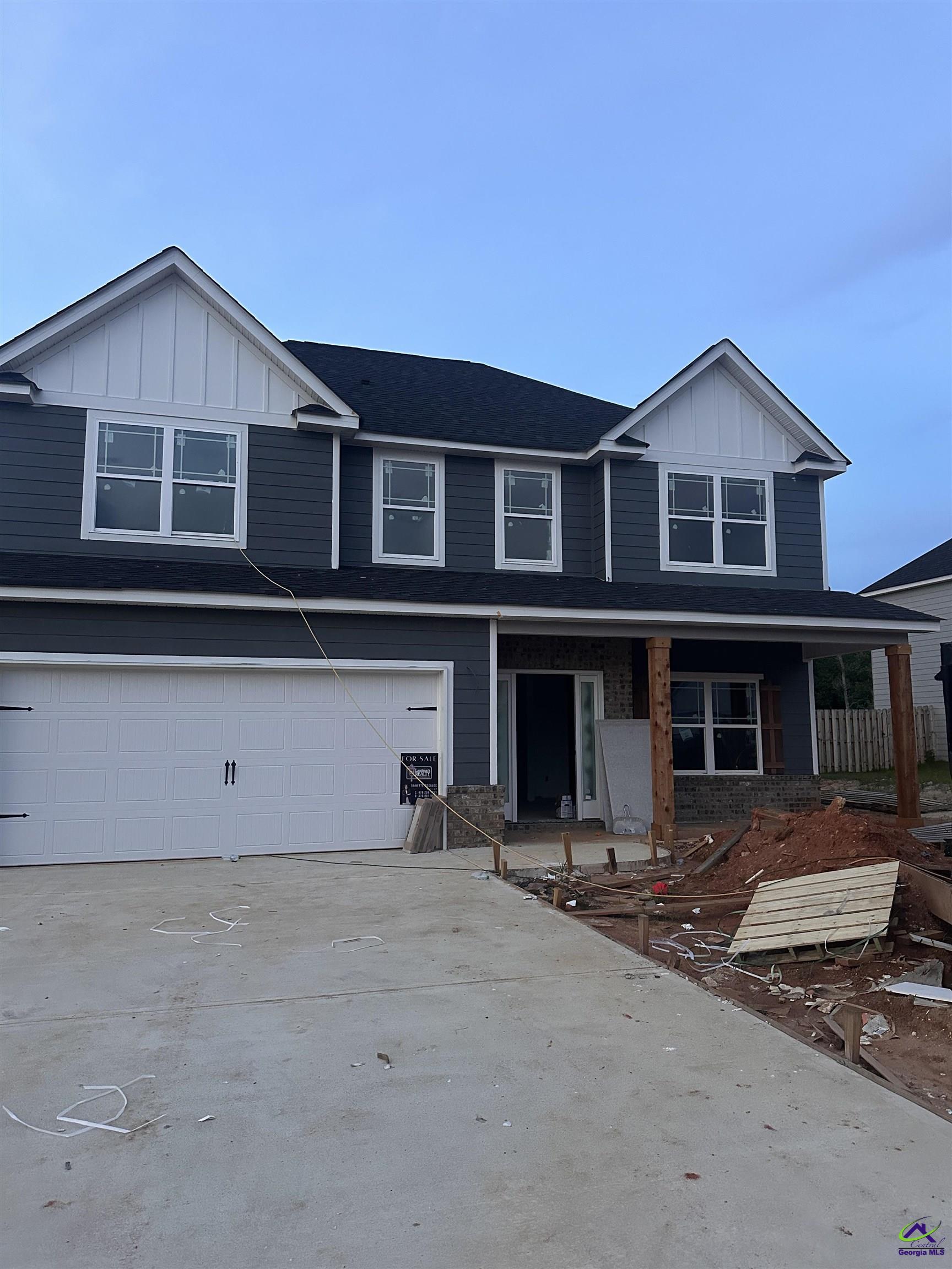814 Harley Farns Drive Property Photo 1