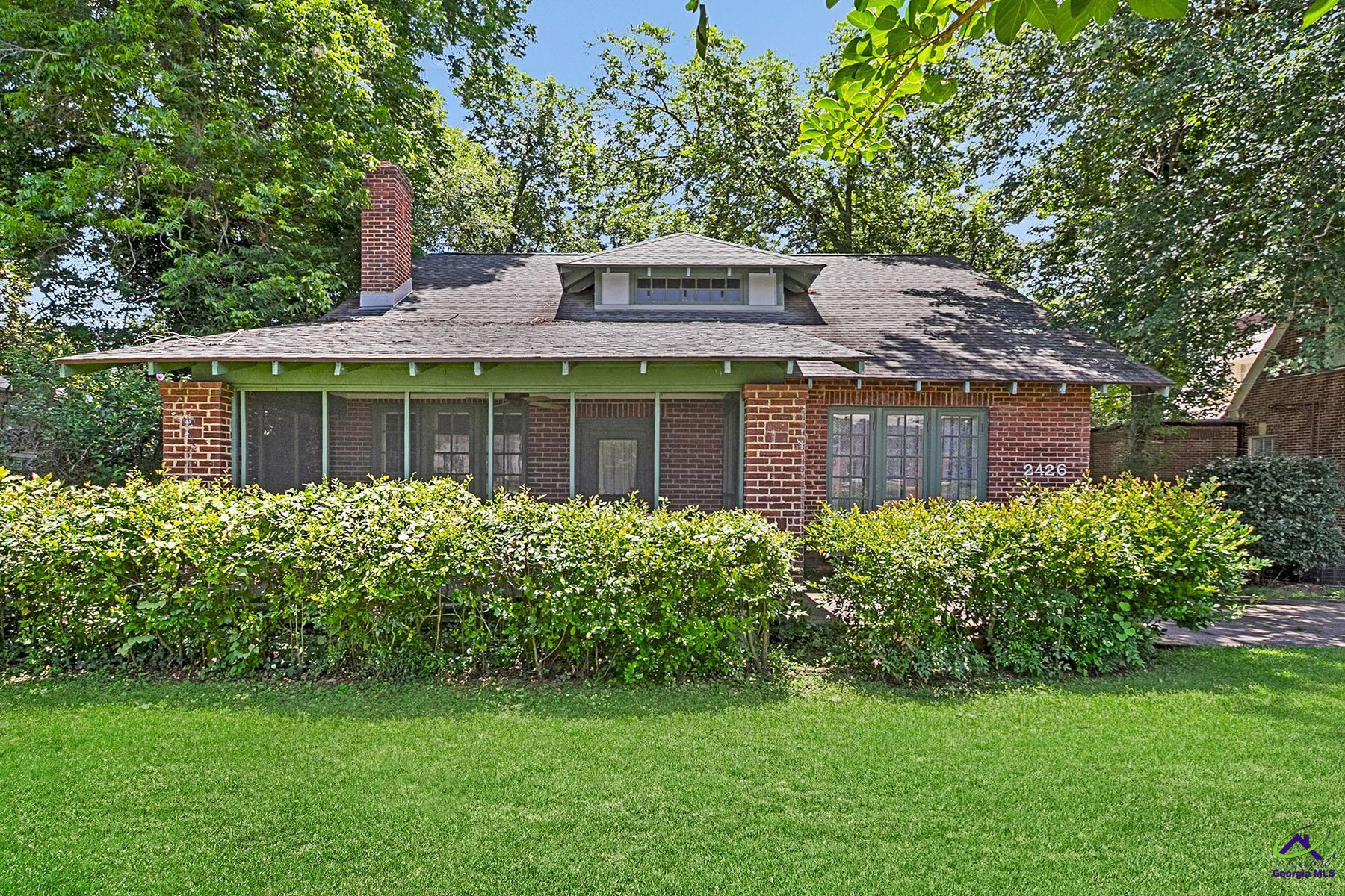 2426 Clayton Street Property Photo 1