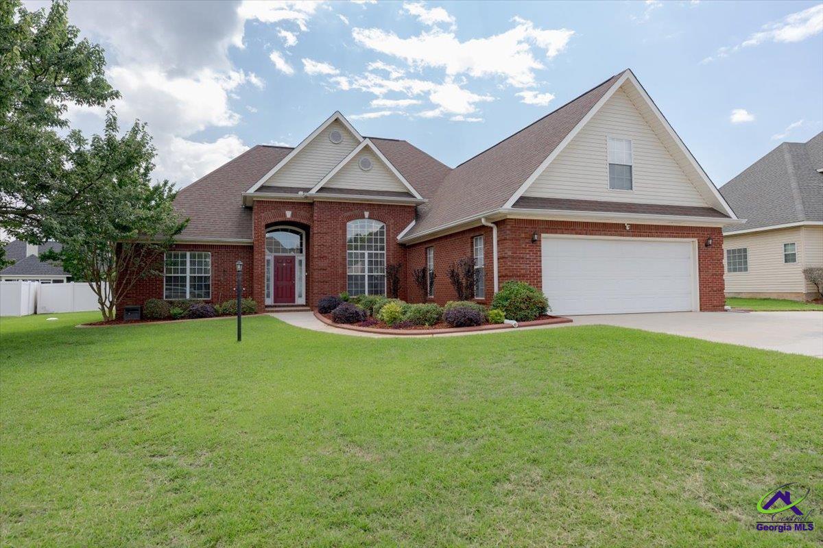 105 Finch Drive Property Photo 1