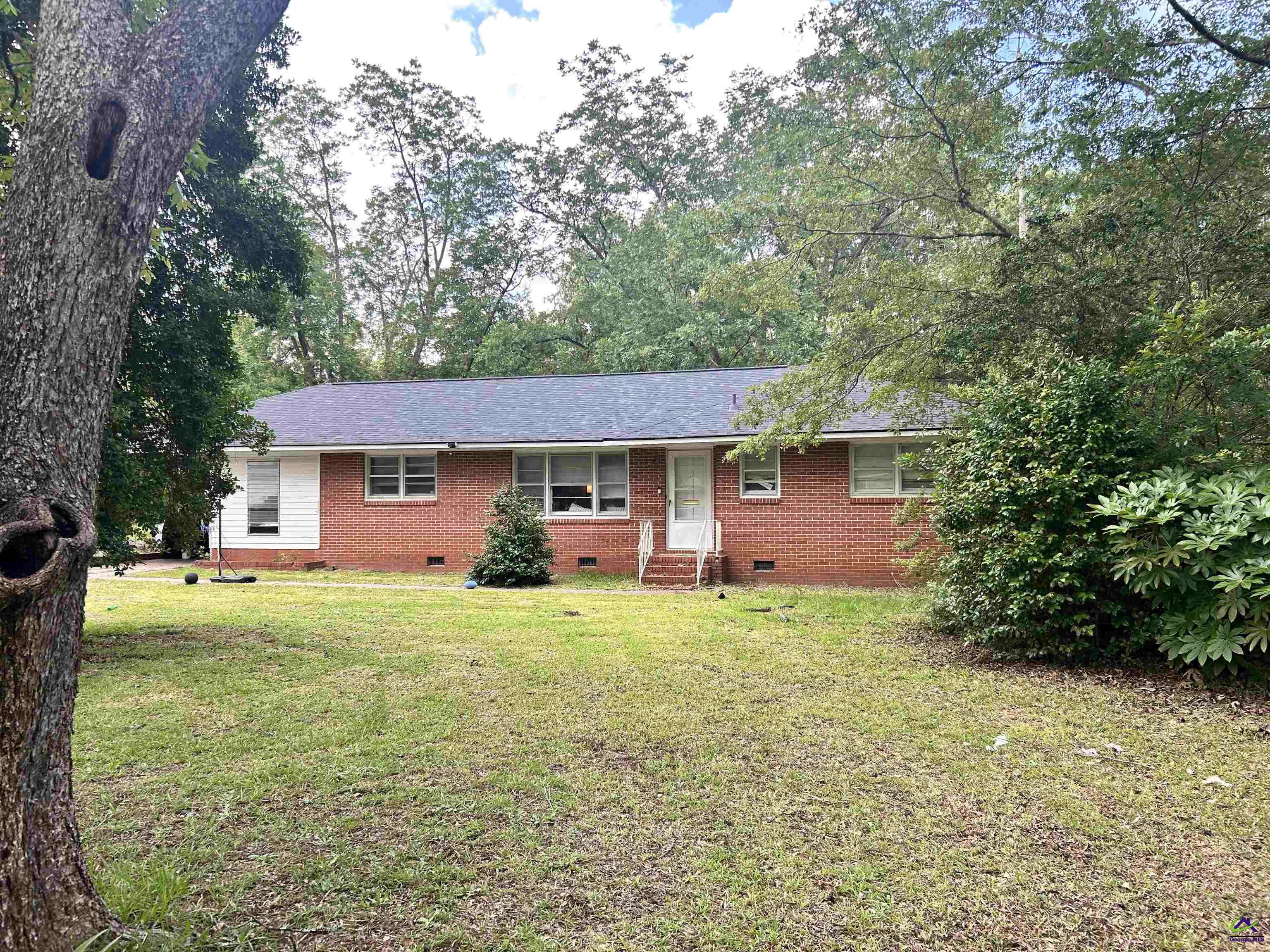 1106 Knoxville Street Property Photo 1