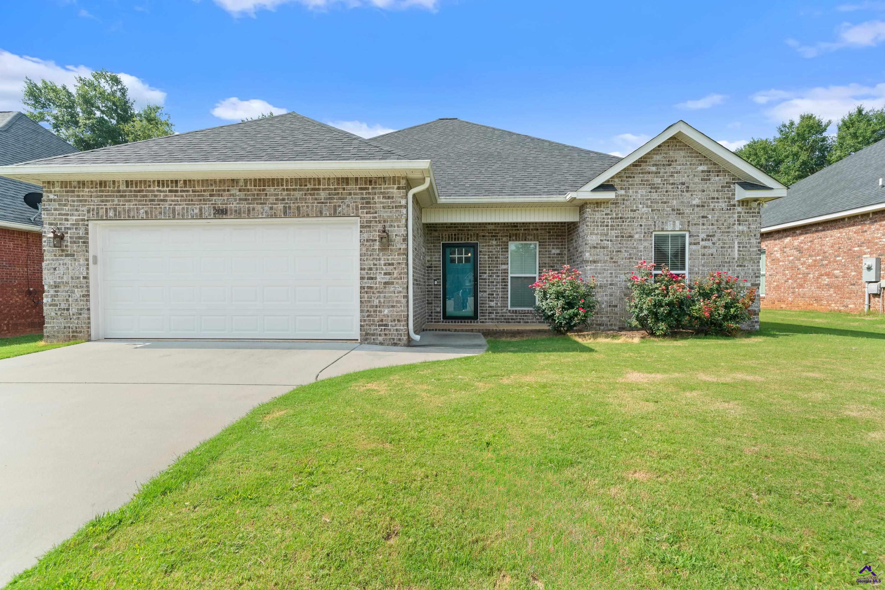 208 Asbell Way Property Photo 1