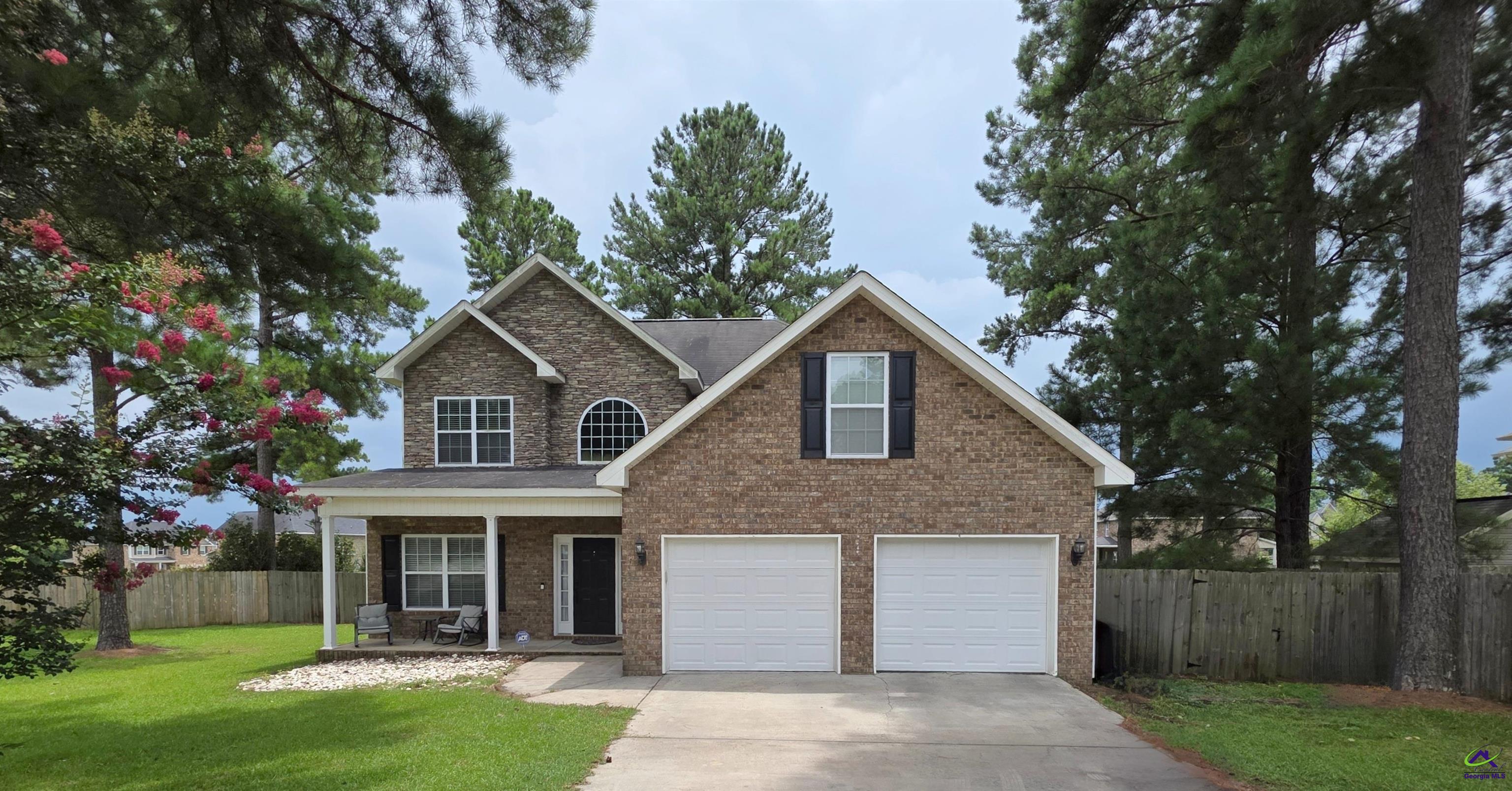 402 Ivey Chase Property Photo 1