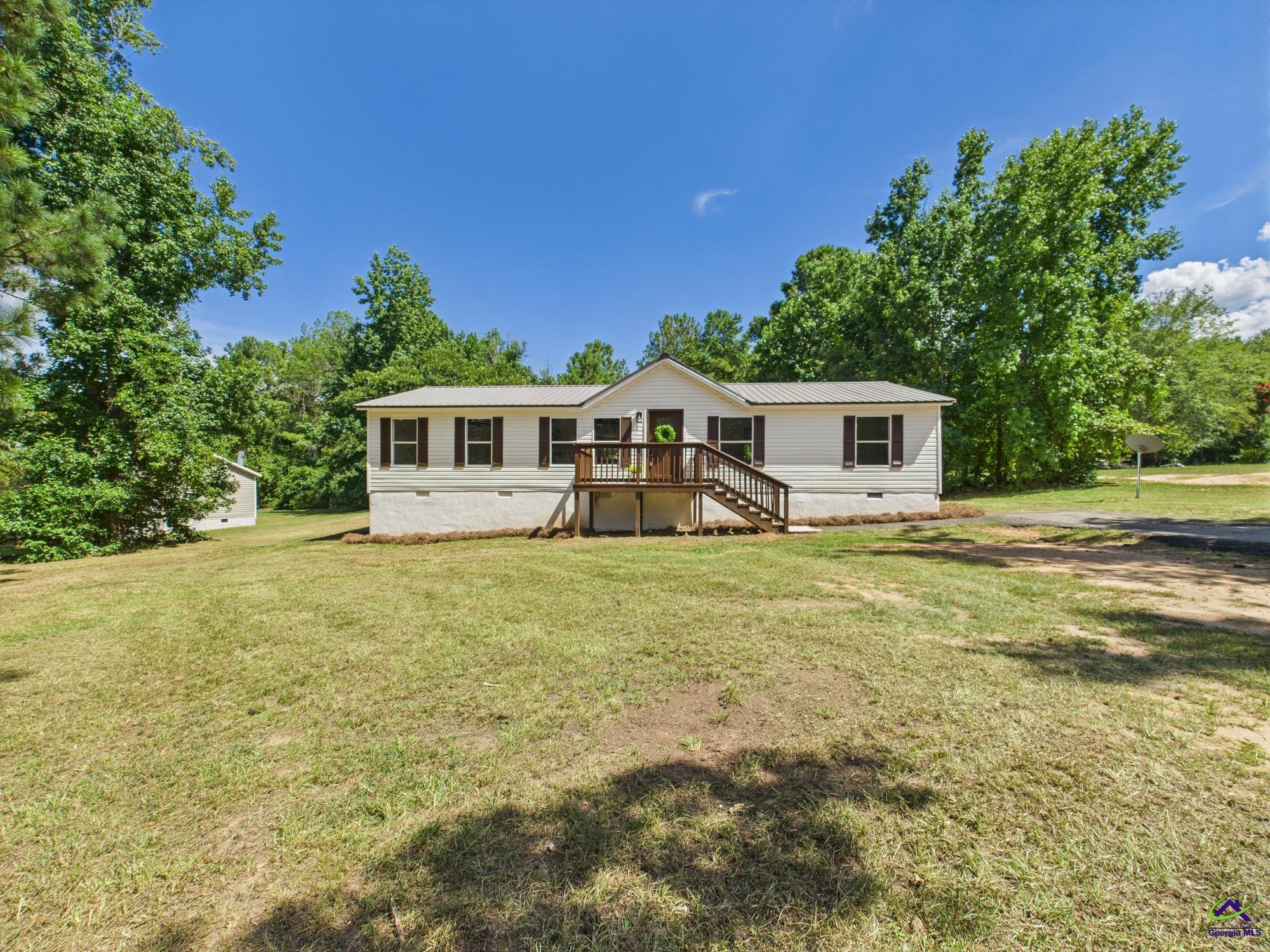 119 Nw Pine Cone Road Property Photo 1