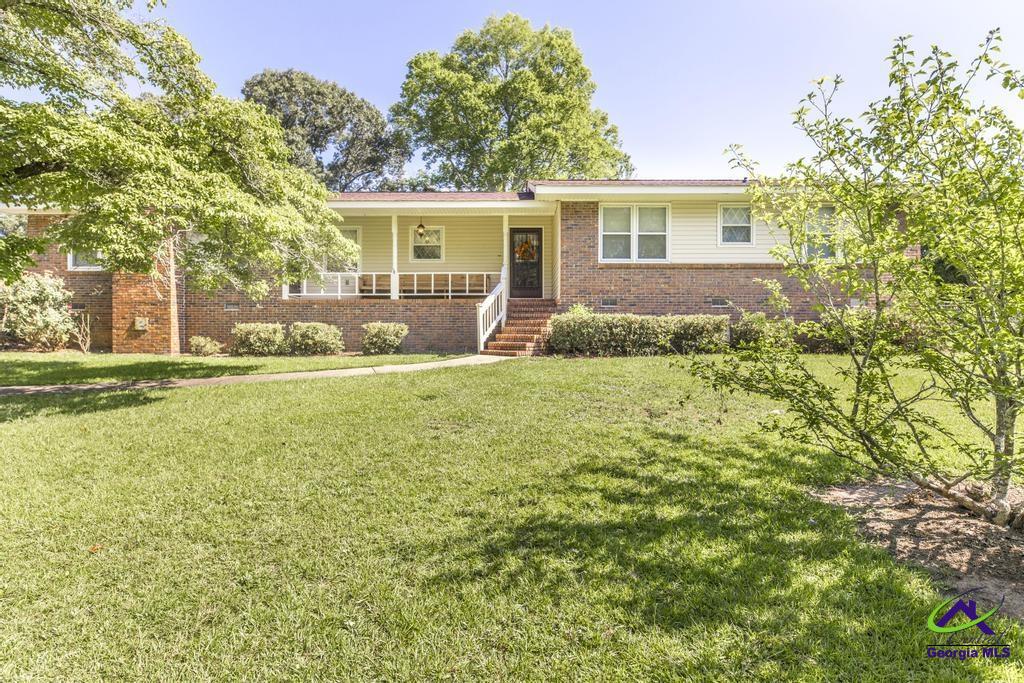 302 Woodhaven Road Property Photo 1