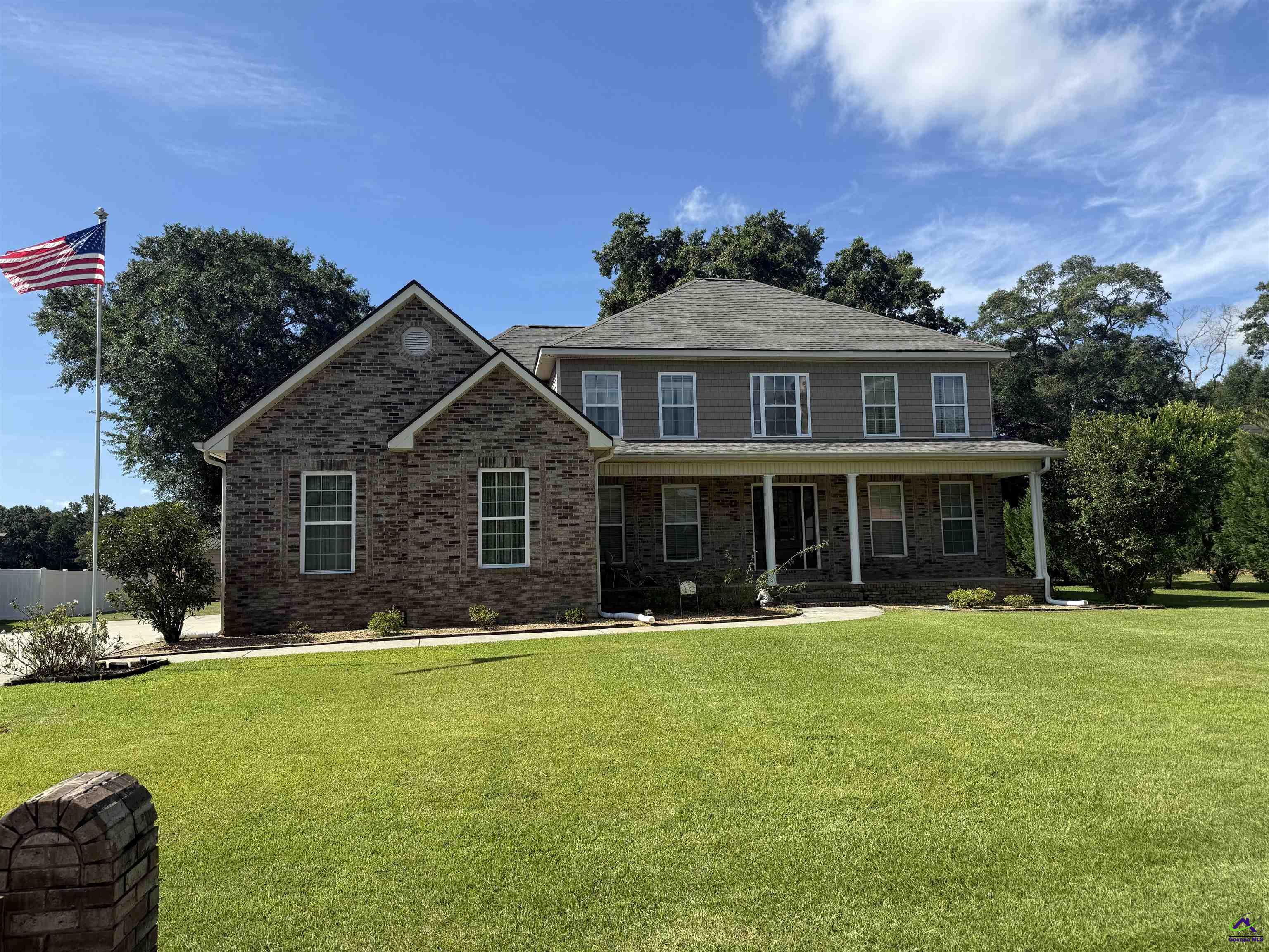 404 Redding Drive Property Photo 1
