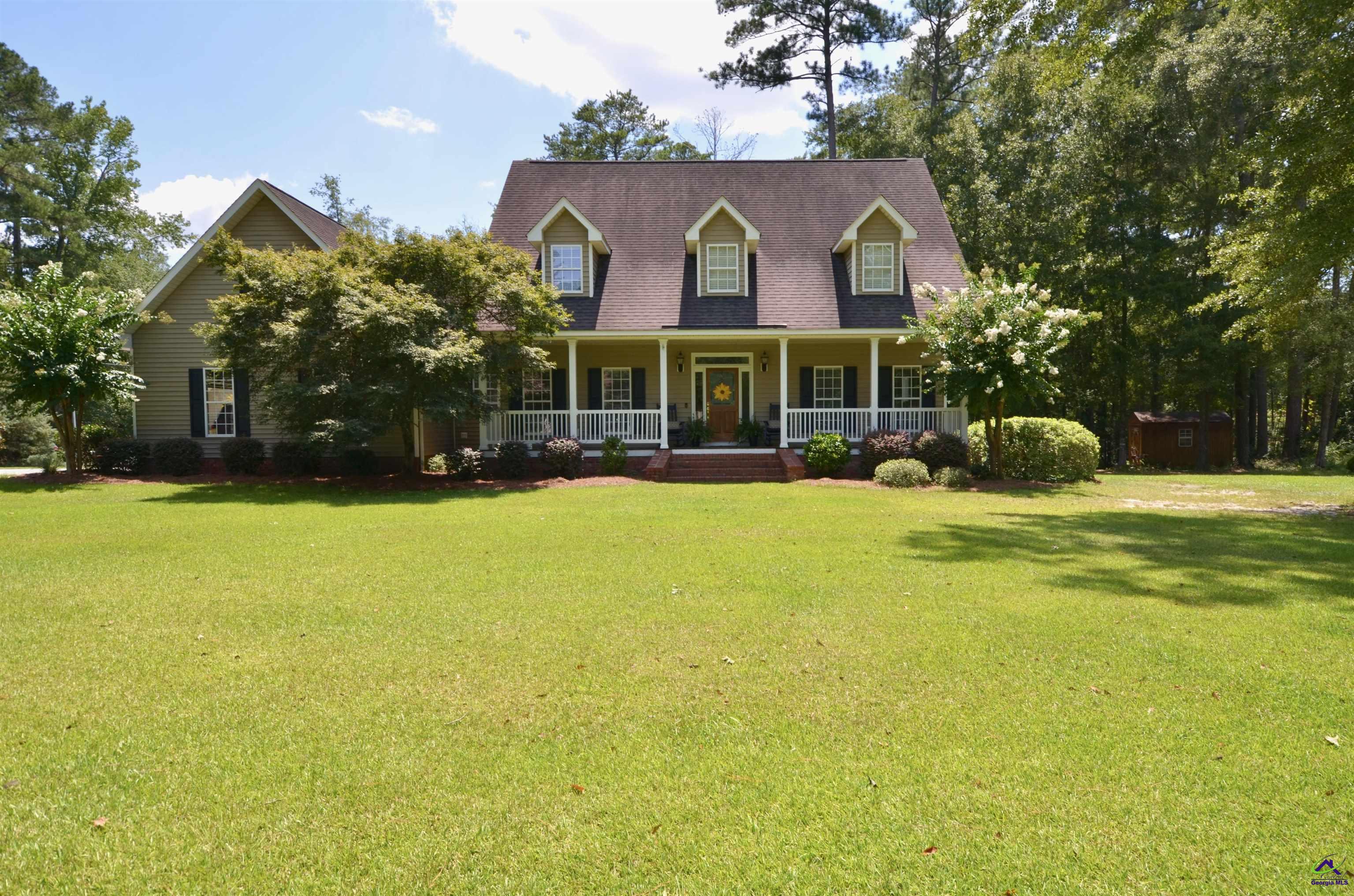 124 Pine Hill Drive Property Photo 1