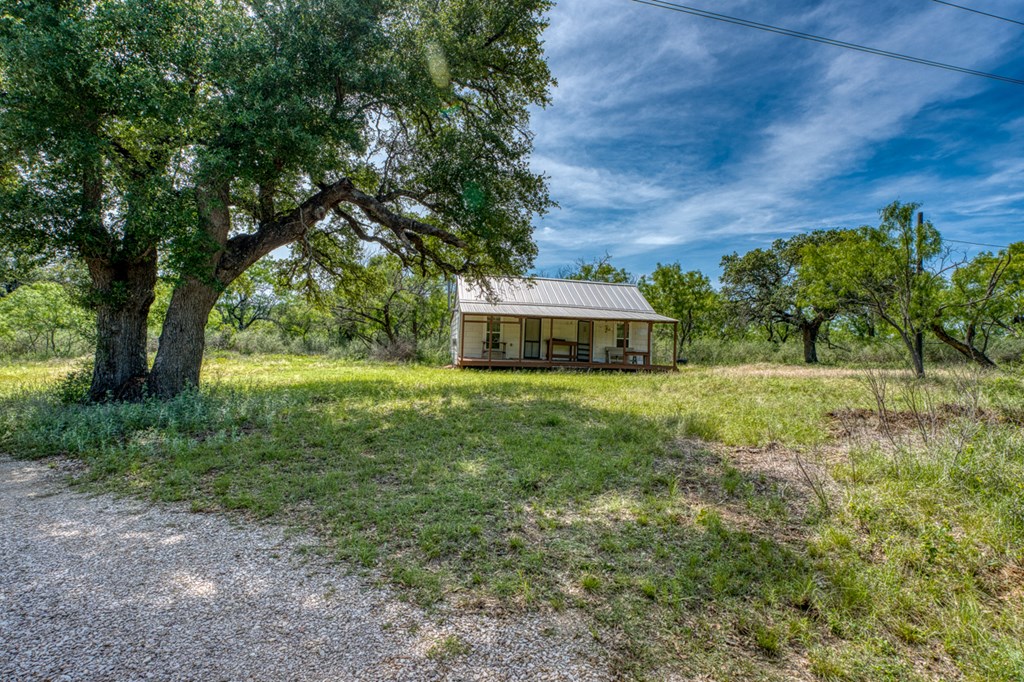 12759 S State Hwy 16 Property Photo 30
