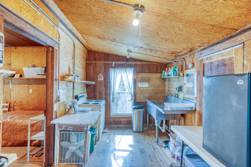 12759 S State Hwy 16 Property Photo 33