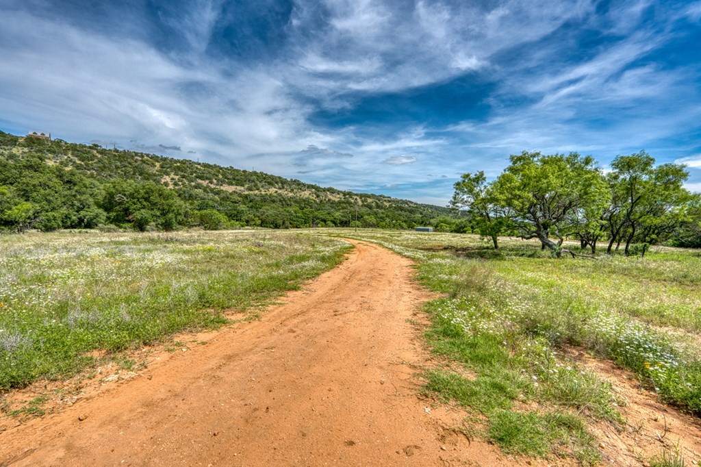 12759 S State Hwy 16 Property Photo 43