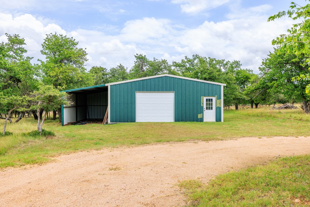11453 N Us Hwy 87 Property Photo 33