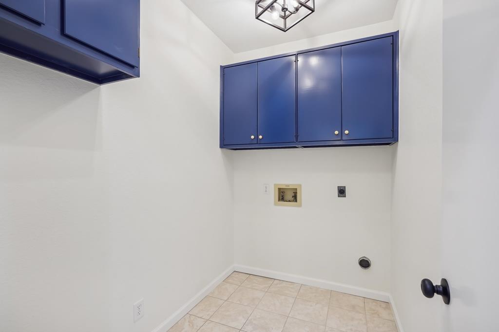 502 Oakland Hills Lane Property Photo 23