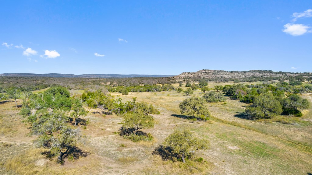 9069-12 Ranch Rd 1323 Property Photo 3