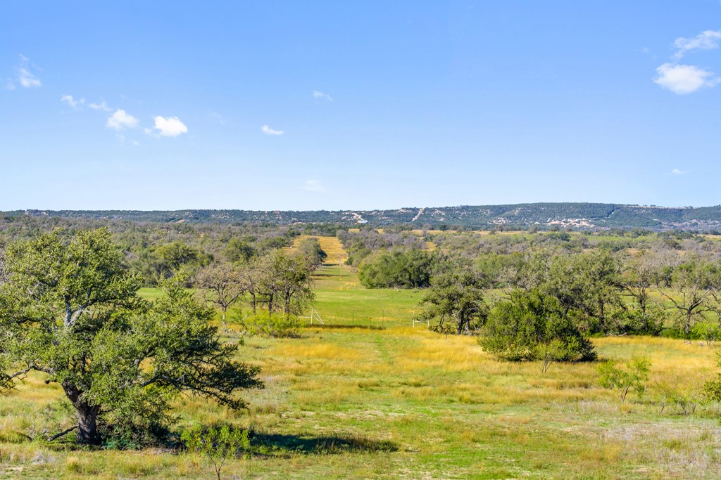 9069-12 Ranch Rd 1323 Property Photo 4