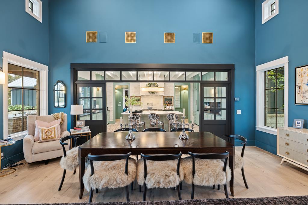 120 Fabelhaft Circle Property Photo 12