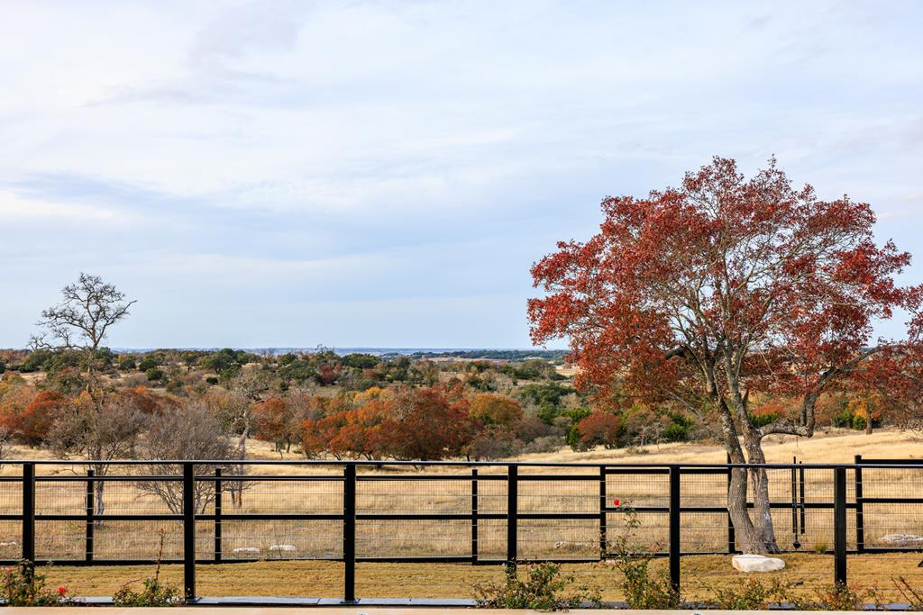 120 Fabelhaft Circle Property Photo 42
