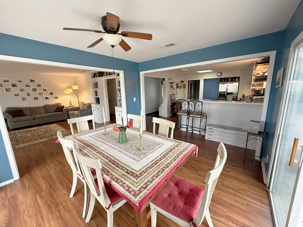 1154 Spitz Kegel View Dr Property Photo 3
