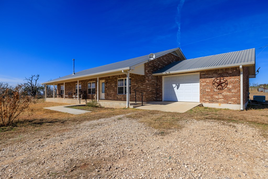 2020 Wendel Rd Property Photo 3