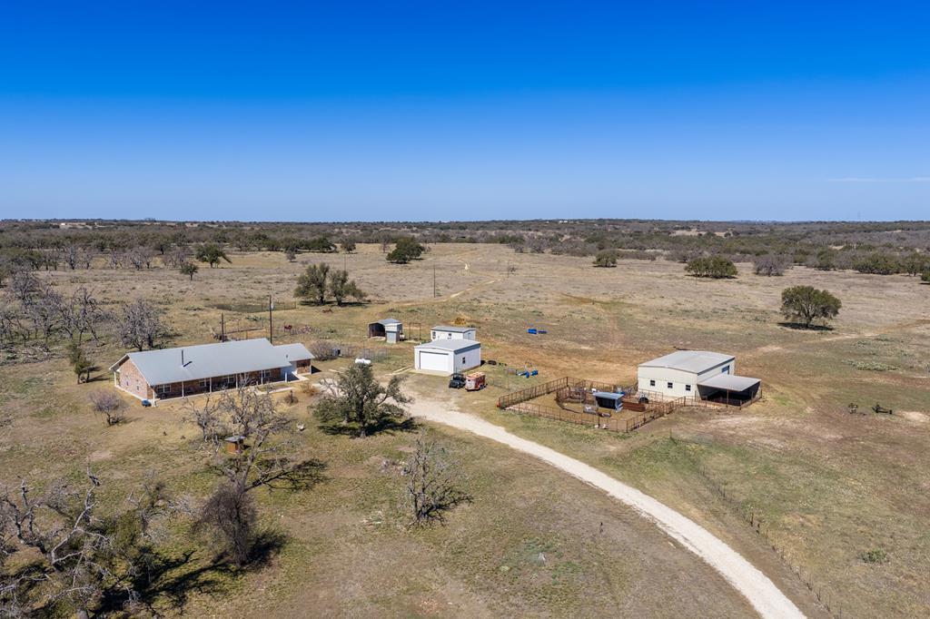 2020 Wendel Rd Property Photo 4