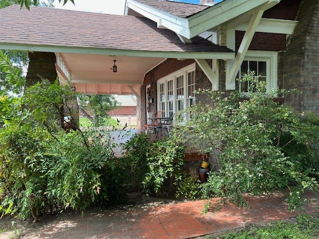 906 S Bridge St Property Photo 8