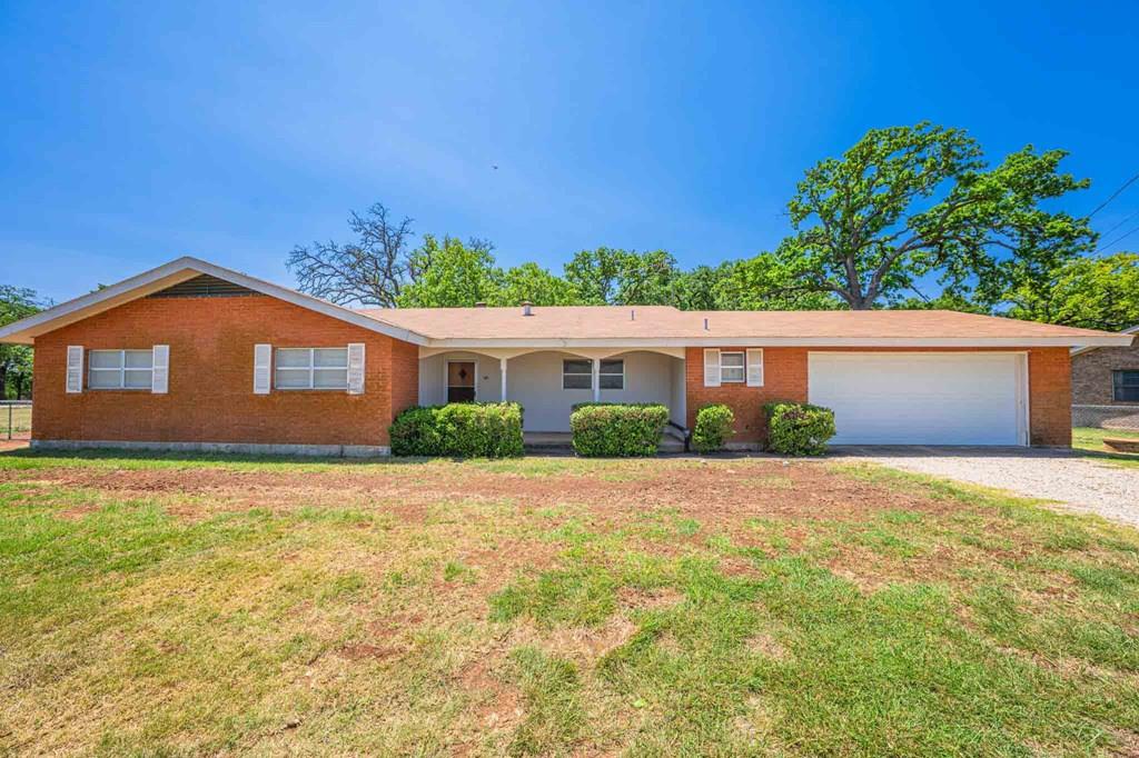 221 Pyka Rd Property Photo 1