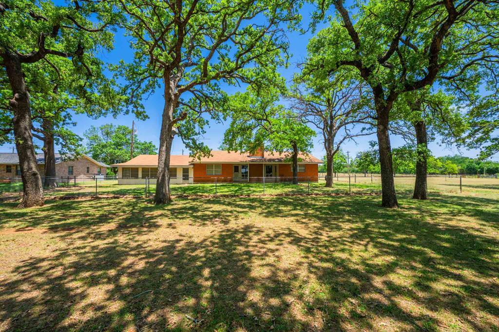 221 Pyka Rd Property Photo 2