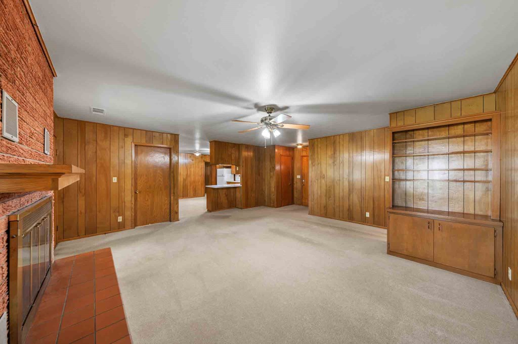 221 Pyka Rd Property Photo 6