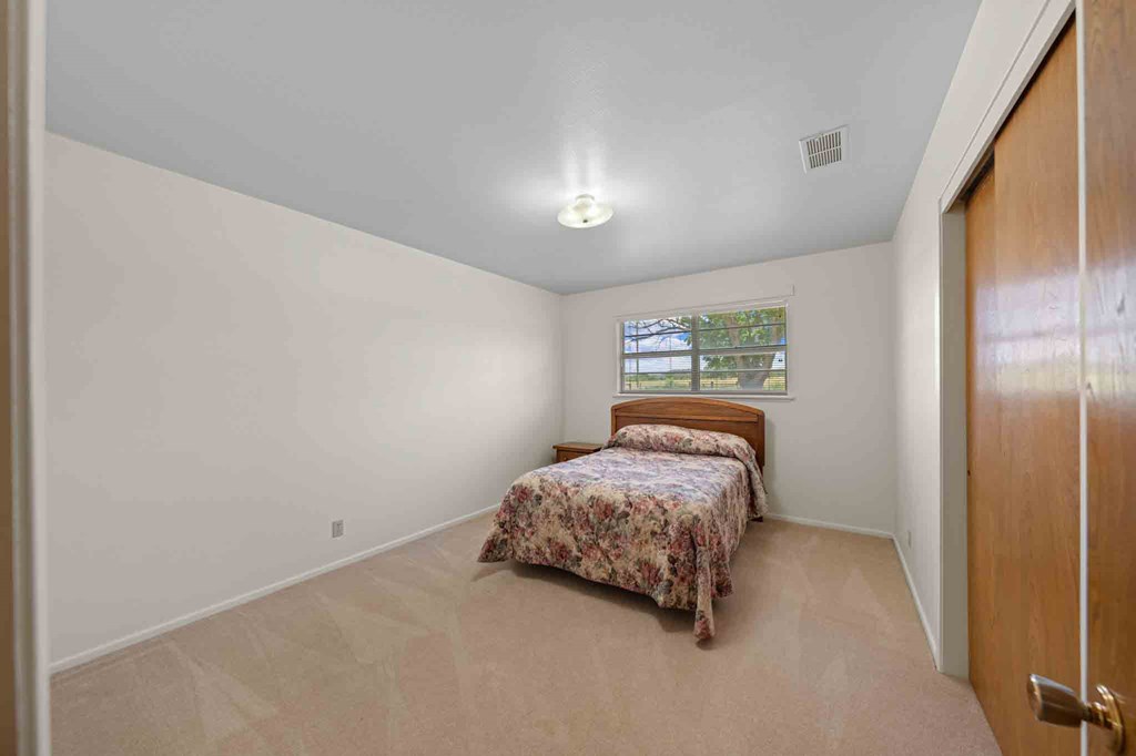 221 Pyka Rd Property Photo 13
