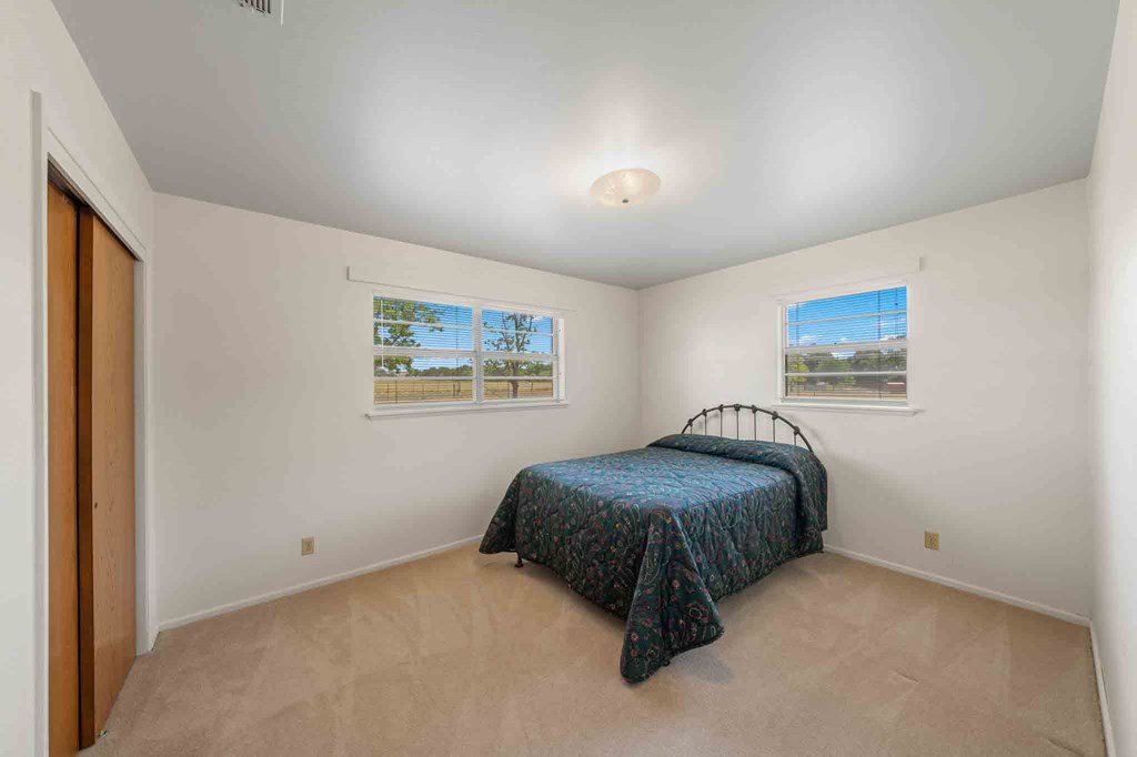 221 Pyka Rd Property Photo 17