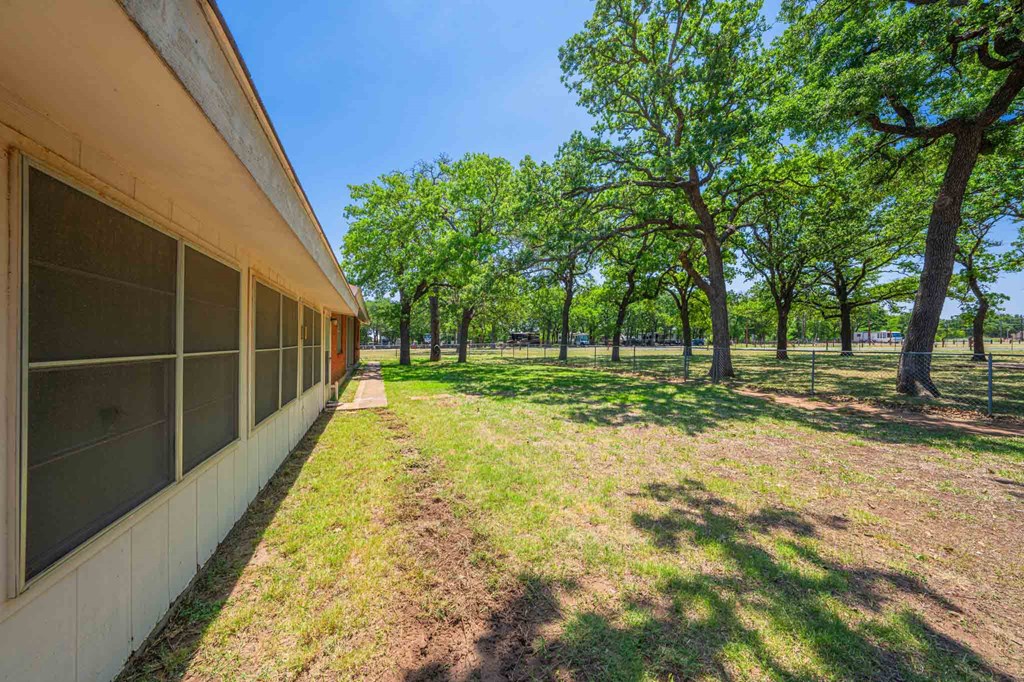 221 Pyka Rd Property Photo 21