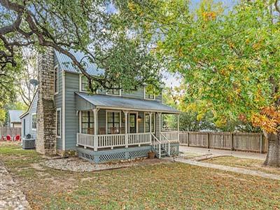 207 S Cherry St Property Photo