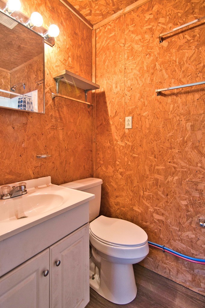 24715 N Us Hwy 377 Property Photo 16