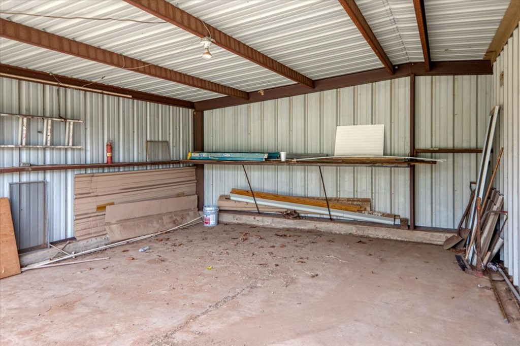205 E Rainey Property Photo 25