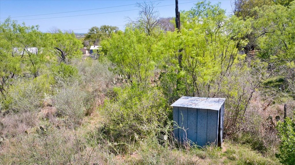 205 E Rainey Property Photo 32