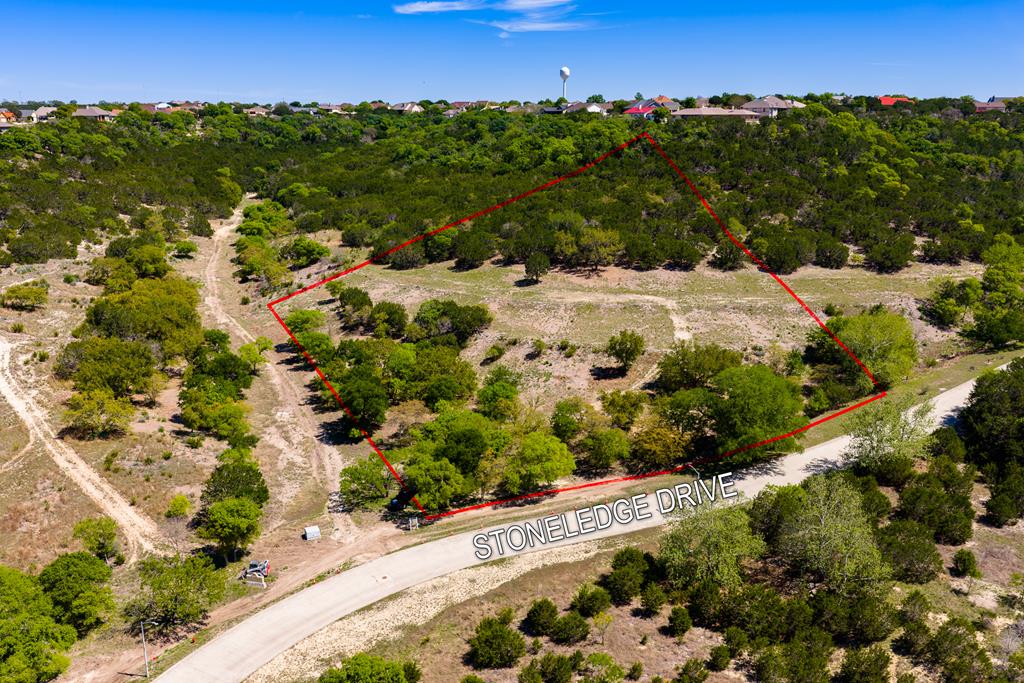 2210 Stoneledge Property Photo 1