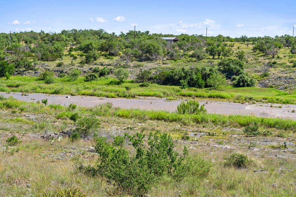 620 Rio Vista Rd Property Photo 6