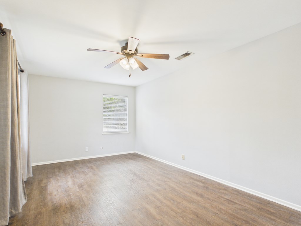 207 Skylark Property Photo 19