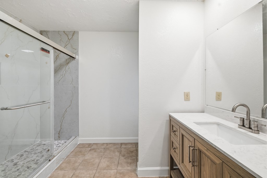301 N Manor Dr # A Property Photo 9