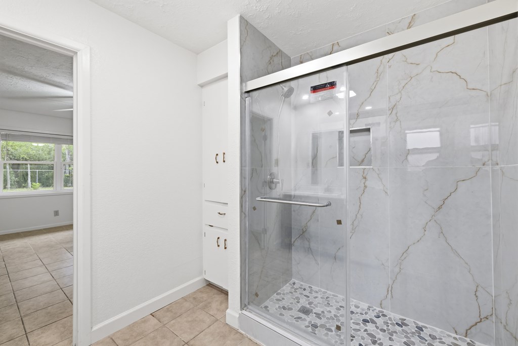 301 N Manor Dr # A Property Photo 10