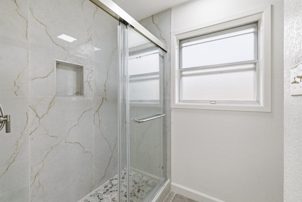 301 N Manor Dr # A Property Photo 14