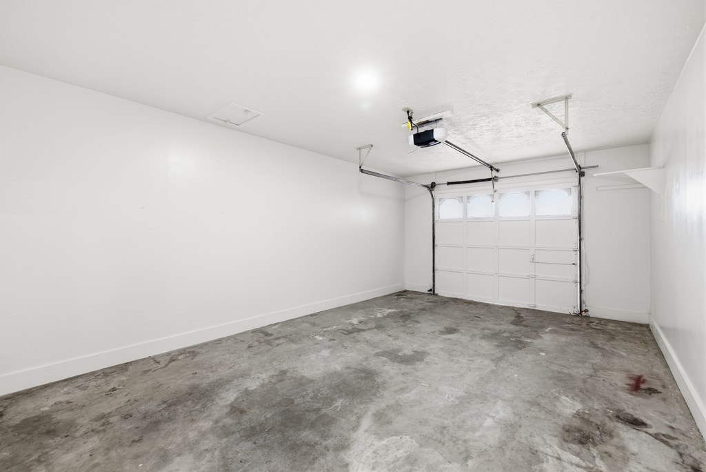 301 N Manor Dr # A Property Photo 15