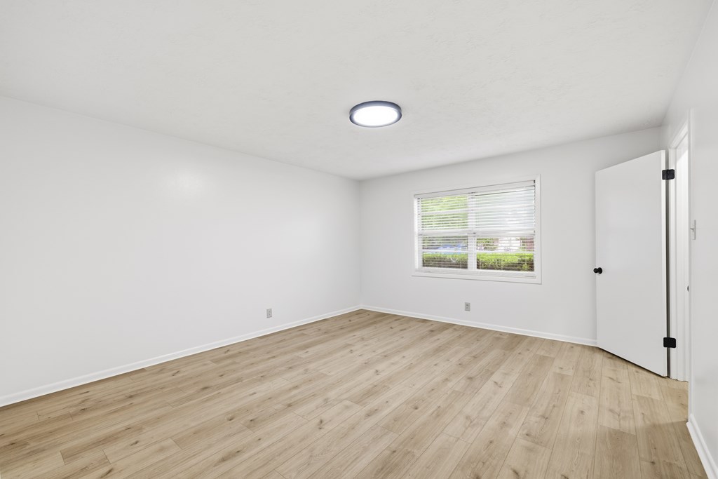 301 N Manor Dr # B Property Photo 11