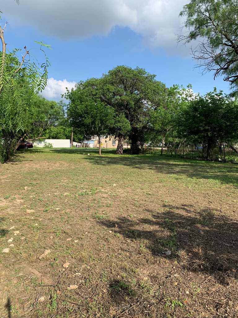 1308 S Melville Property Photo 17