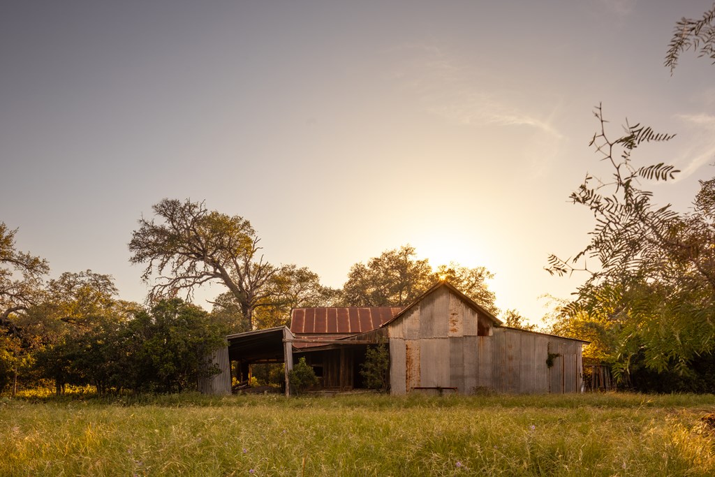 365 Gipson Road Property Photo 12