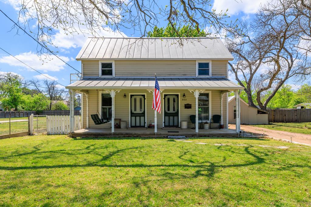 505 W San Antonio St Property Photo 1