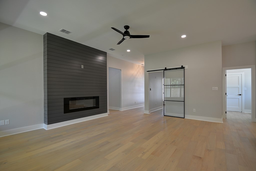 513 Conner Court Property Photo 8